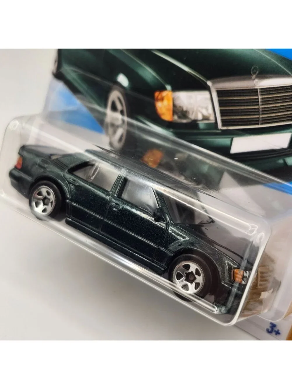 Hot Wheels Mercedes-Benz 500 E Dark Green 2025 HW 70s Vs 90s 3/10 52/250 Short